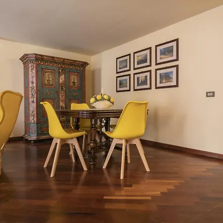 Lägenhet La Kalsa 14 Nel Centro Storico Di